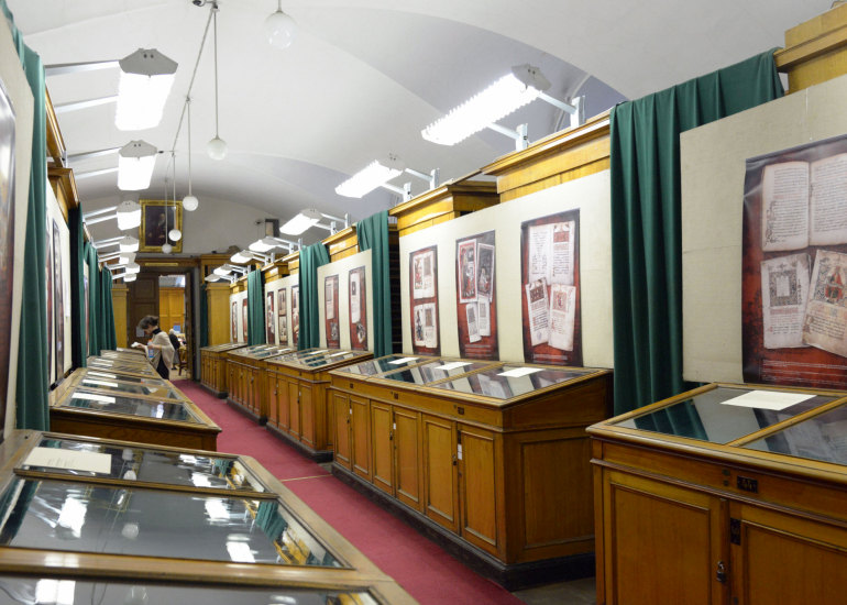 Выставочный зал Отдела рукописей