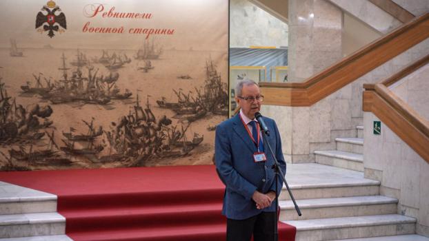Генеральный директор Российской национальной библиотеки Владимир Гронский