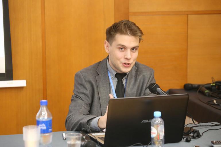 Молодой специалист РНБ выступил с докладом на популярном международном форуме «LIBCOM–2022»