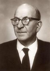 Исай Абрамович Месеняшин  (1900–1985)
