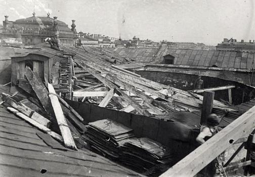 Разрушенная крыша Библиотеки. 1942 г.