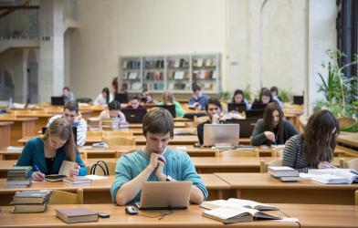 Readers in the Social Sciences & Economics Room