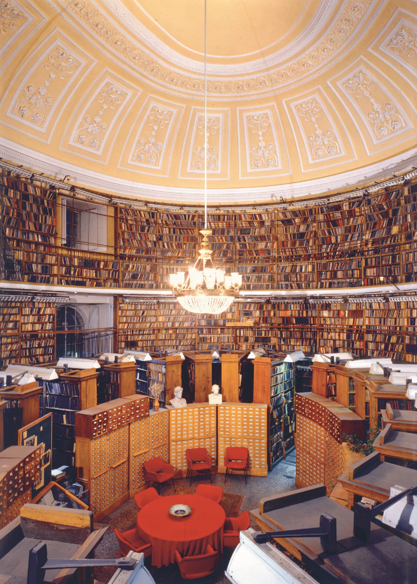 Russian Books Oval Room.1980s