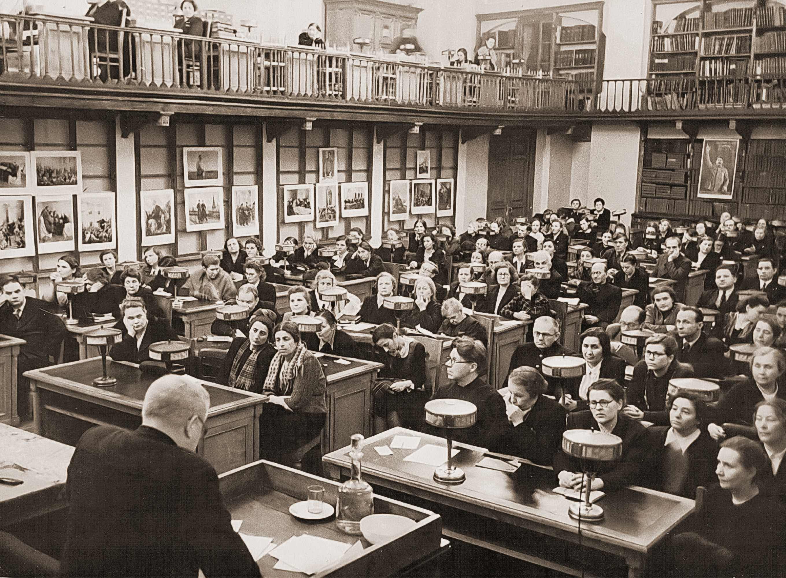 Scientific session dedicated to the 30th anniversary of the Great October Revolution. 1947
