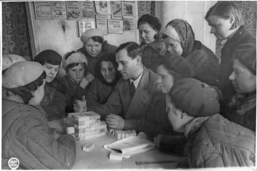Занятия каменщиков 