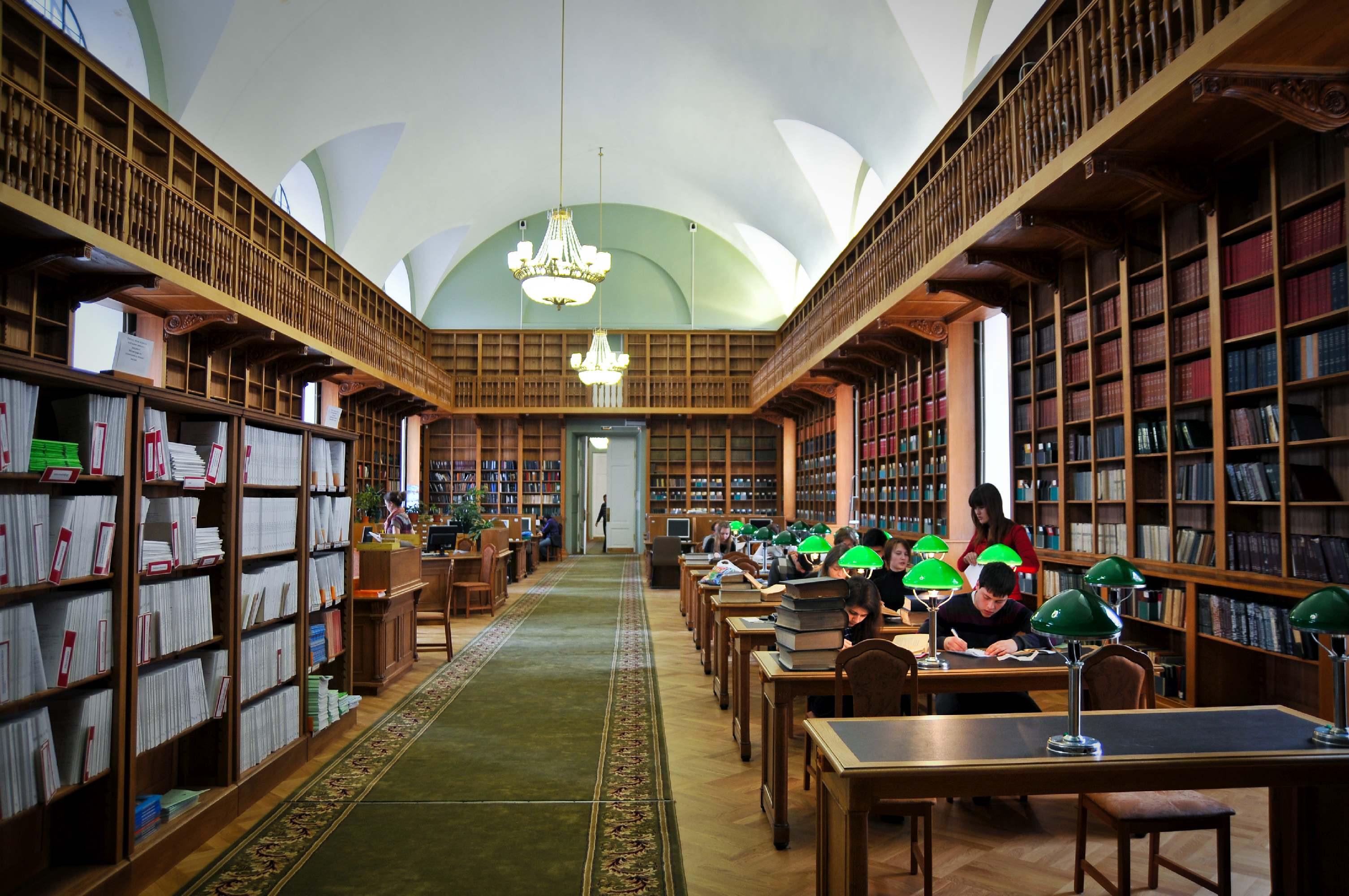 Читальный зал Национальная библиотека Санкт-Петербург