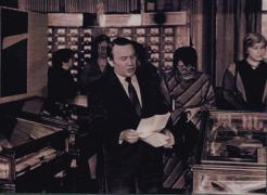 В. Н. Зайцев на открытии одной из выставок в зале барона Корфа. 1986 г.