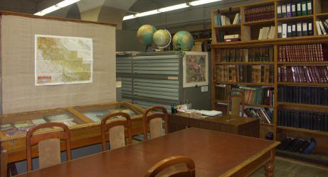 Читальный зал отдела картографии