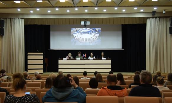 Первый российско-китайский научно-практический семинар по обмену опытом по использованию информационных ресурсов «Развитие и инновации научных ресурсов Китая»