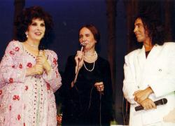 Сливинская Светлана Викторовна (в центре)