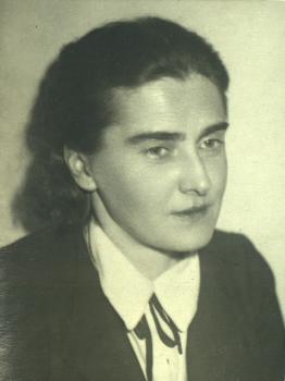 Фотопортрет Е.Ф. Егоренковой.