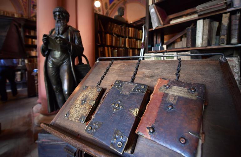 XXXV научные чтения «Книжные редкости Российской национальной библиотеки»