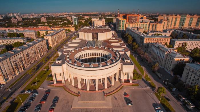 «ЛЕНДОК» в гостях у РНБ