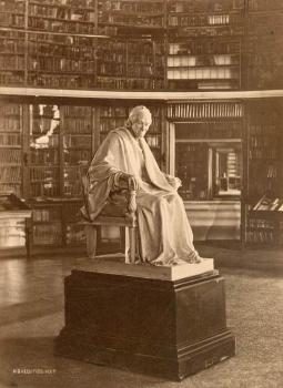 Jean-Antoine Houdon. Statue of Voltaire in the Oval Room of the Imperial Public Library